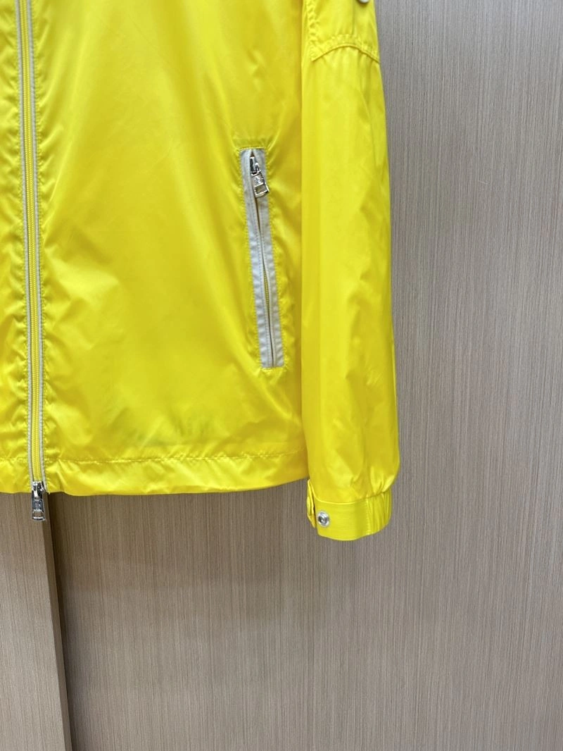 Moncler Outwear Trendsetting 140658