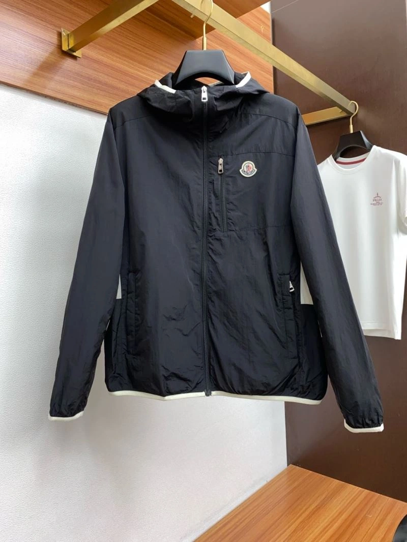Moncler Outwear WrinkleFree 140654