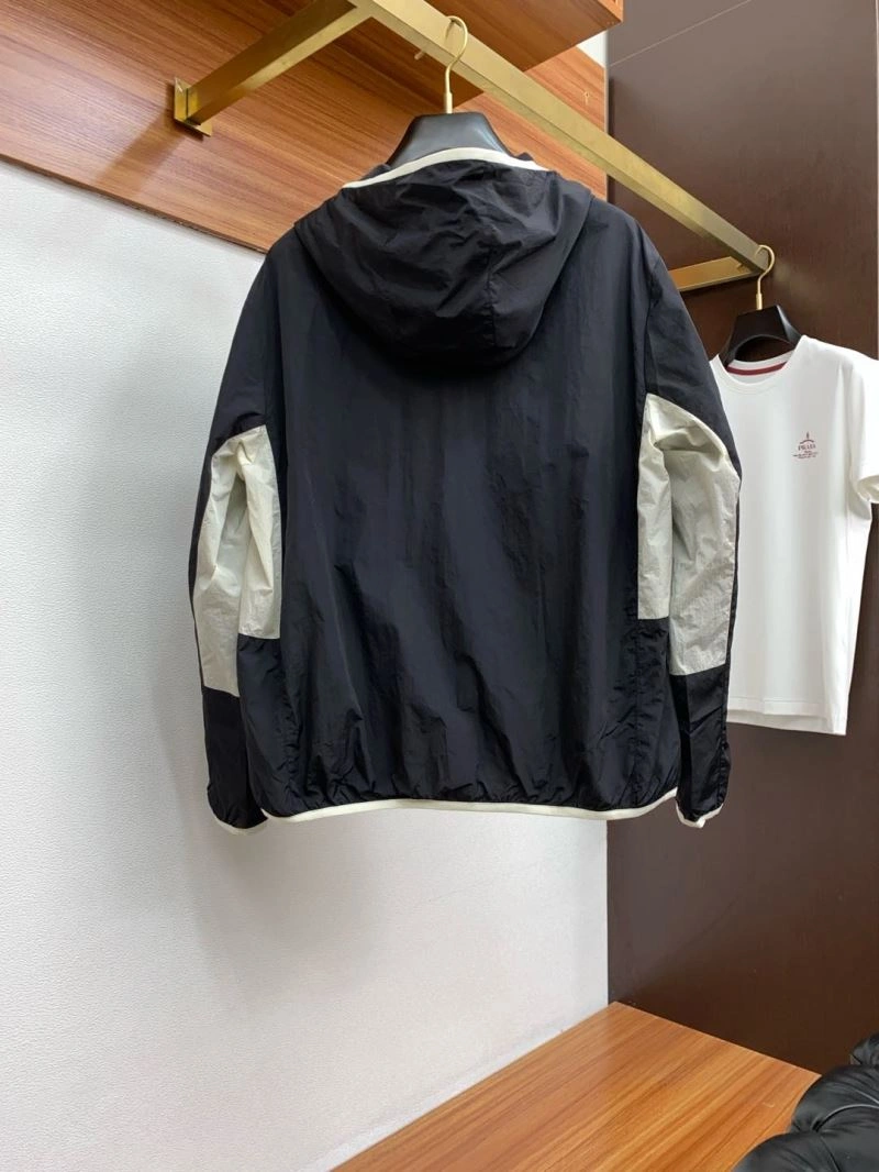 Moncler Outwear WrinkleFree 140654