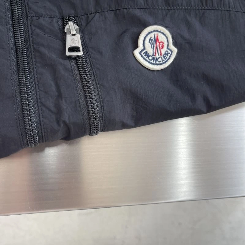 Moncler Outwear Original 140653