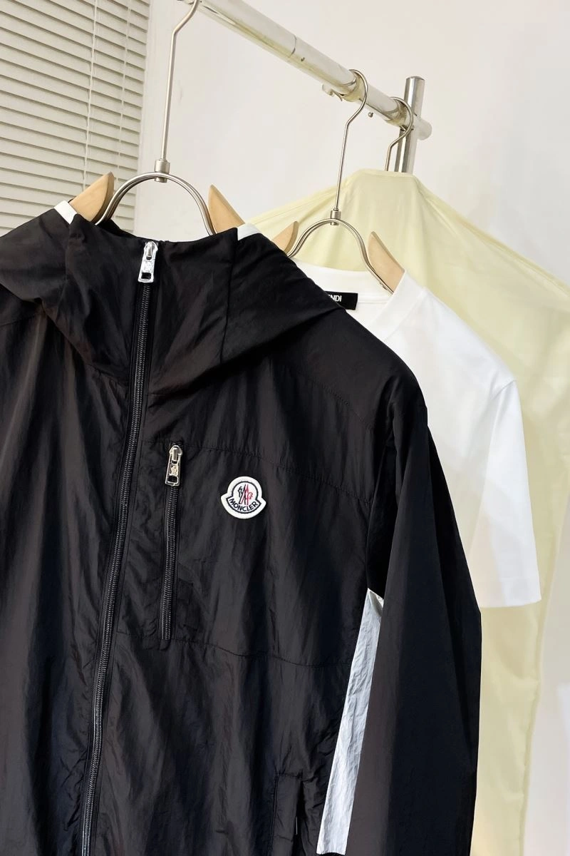 Moncler Outwear OdorResistant 140648