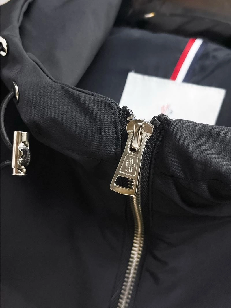 Moncler Outwear Effortless 140692