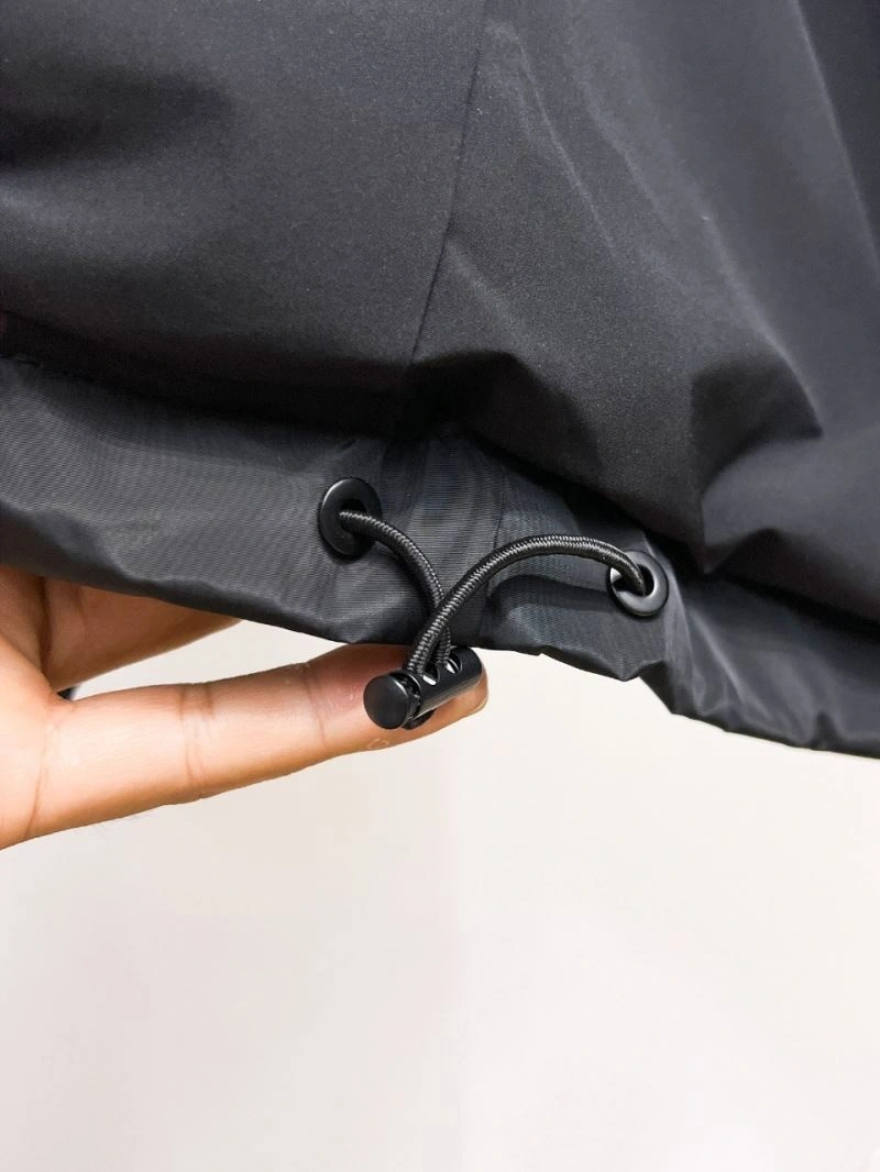 Minimalist Moncler Outwear 140650