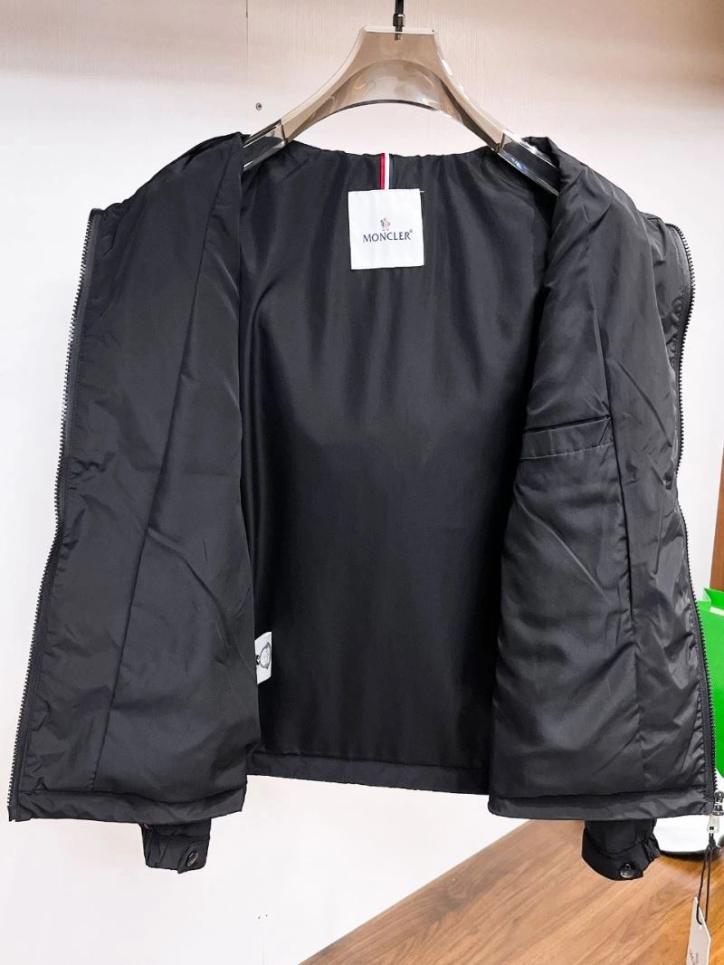 EyeCatching Moncler Outwear 140646