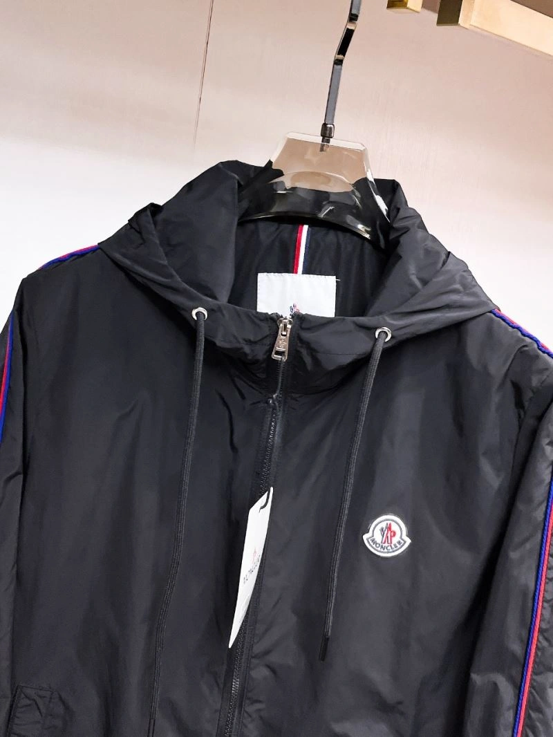 EyeCatching Moncler Outwear 140646