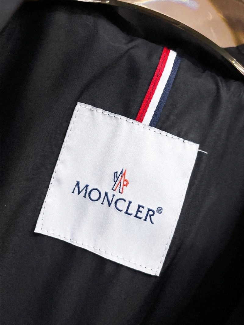 EyeCatching Moncler Outwear 140646