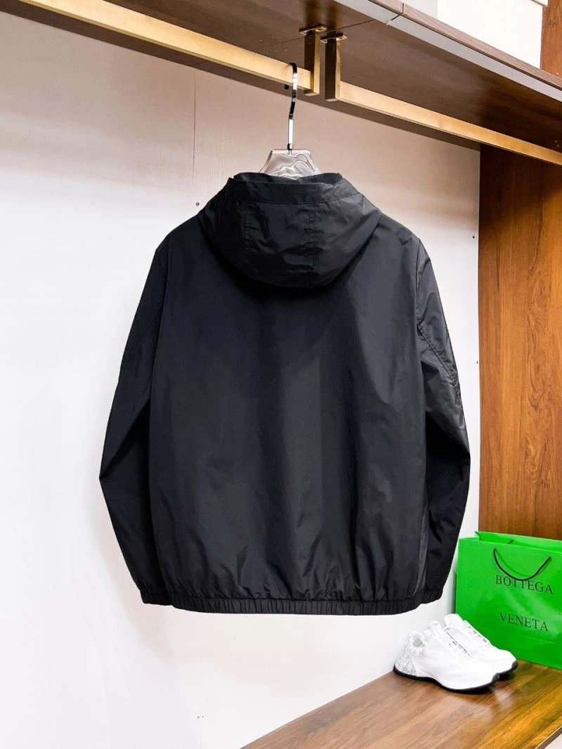 Moncler Outwear Lightweight 140634