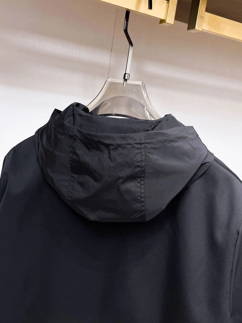 MultiPurpose Moncler Outwear 140651