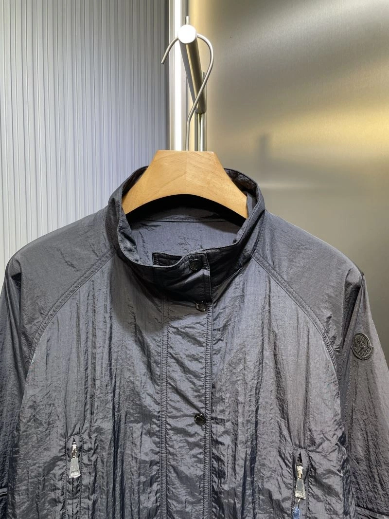 Moncler Outwear WeatherProof 140641
