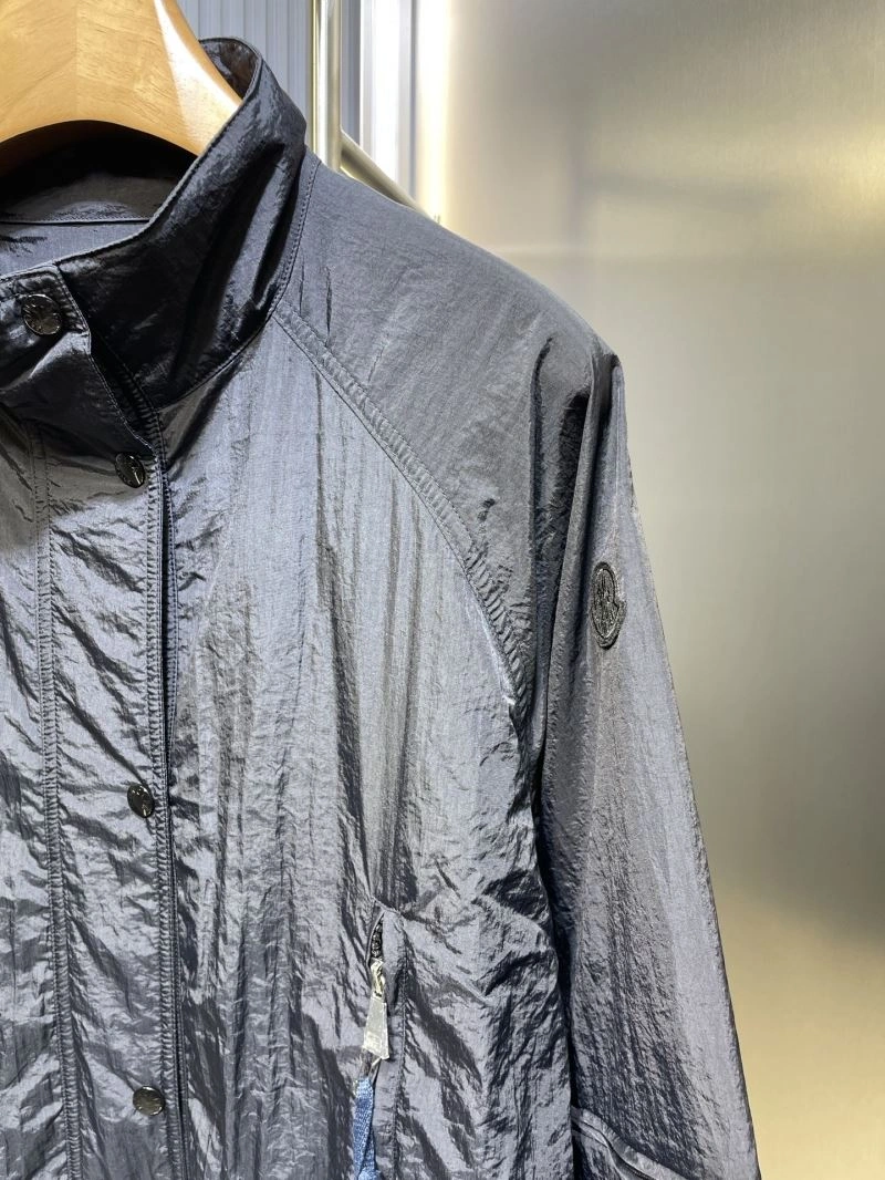Moncler Outwear WeatherProof 140641
