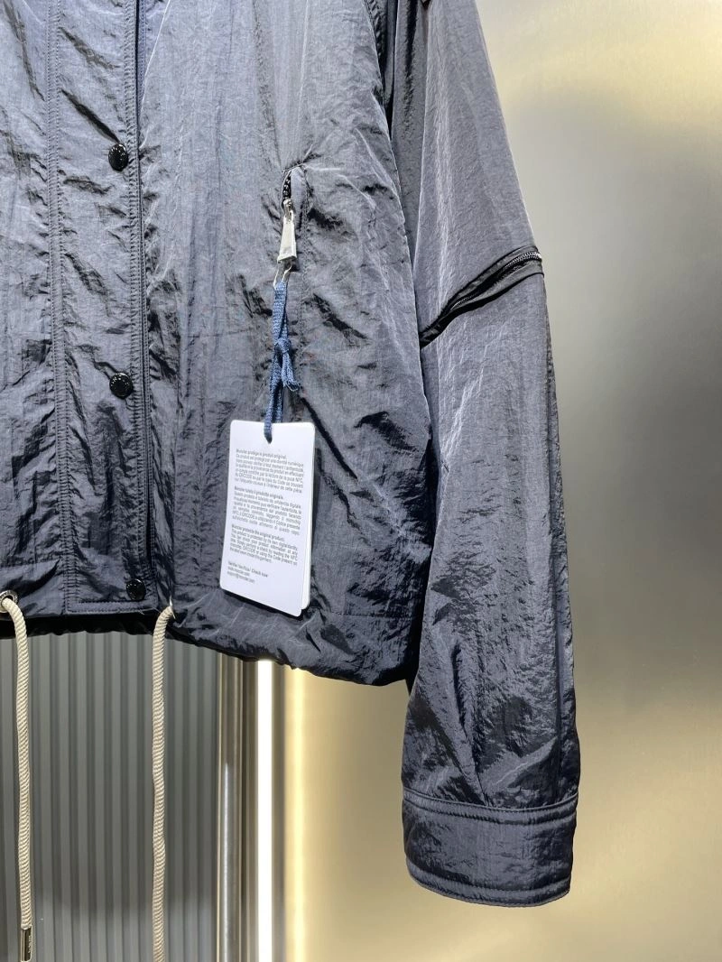 Moncler Outwear WeatherProof 140641