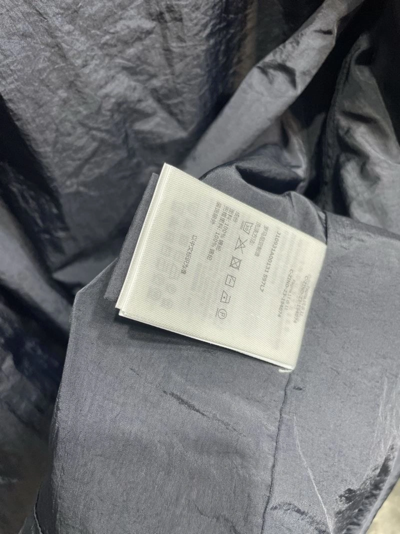 Moncler Outwear WeatherProof 140641