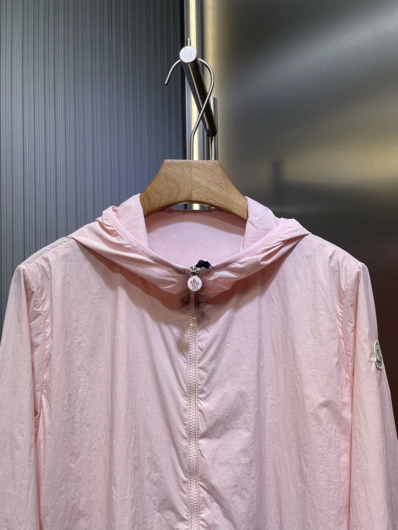 Youthful Moncler Outwear 140643