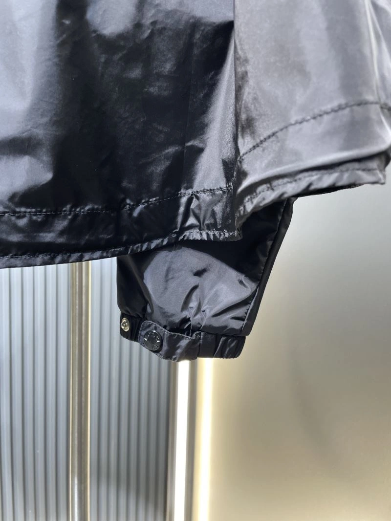 Moncler Outwear ZipUp 140624