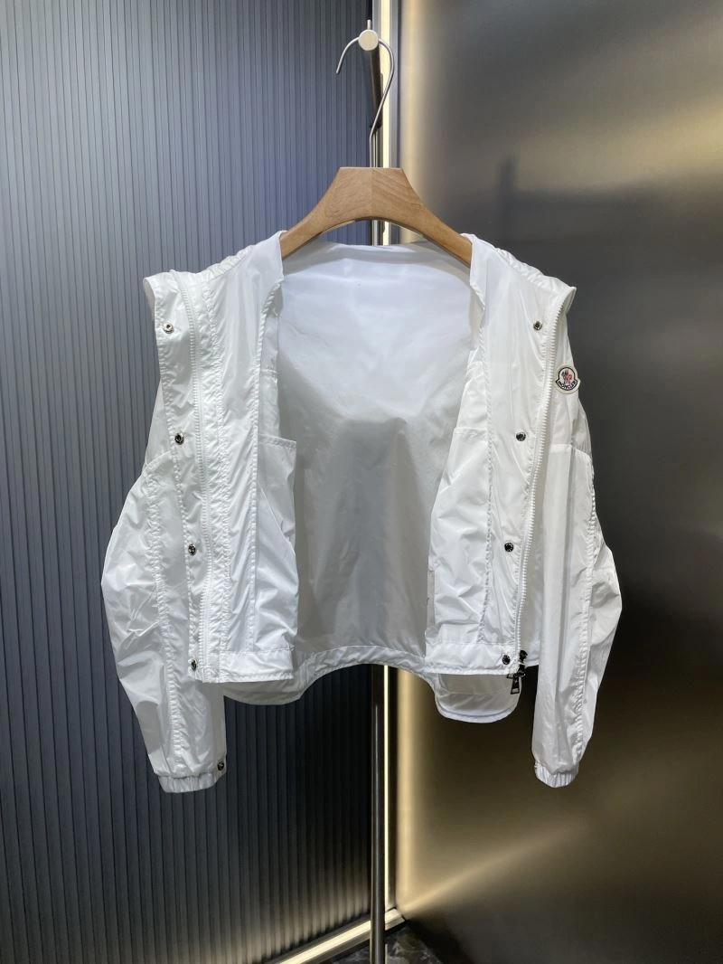 Bright Moncler Outwear 140626