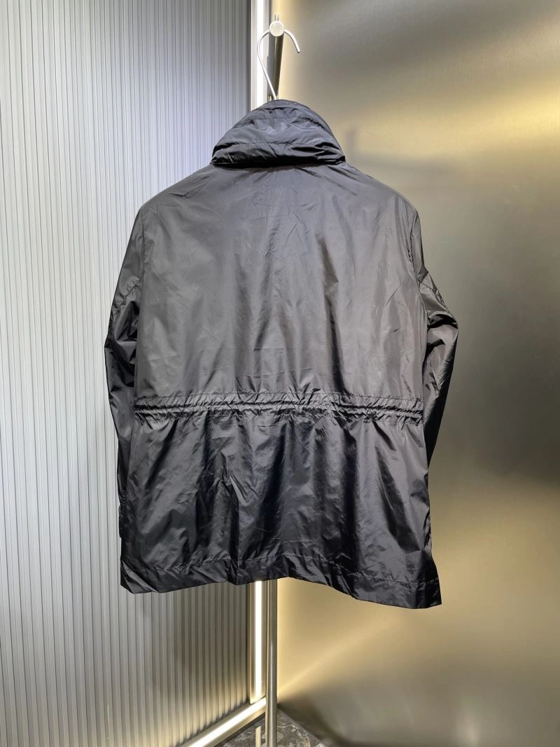 Moncler Outwear Compact 140620