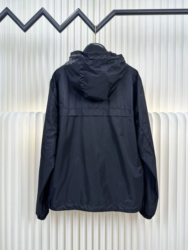 Moncler Outwear Durable 140618