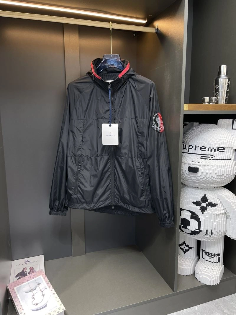 Moncler Outwear Neat 140295