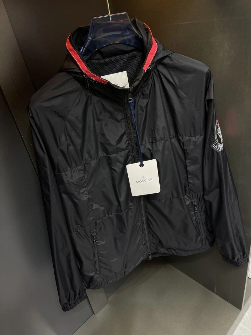 Moncler Outwear Neat 140295