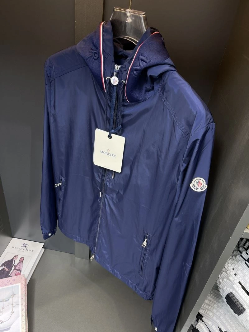 Moncler Outwear MoistureWicking 140288