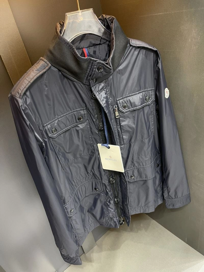 Moncler Outwear Stylish 140298