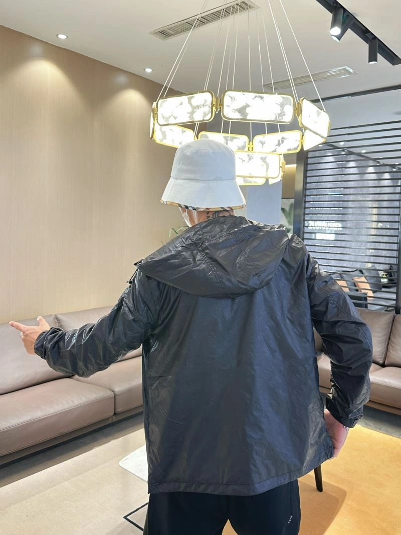 Moncler Outwear Colorful 140305