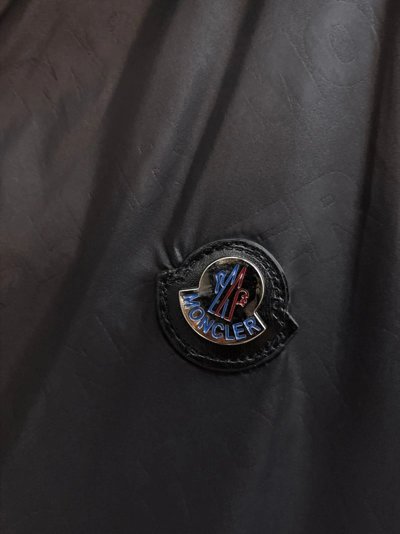 Moncler Outwear Flexible 140284