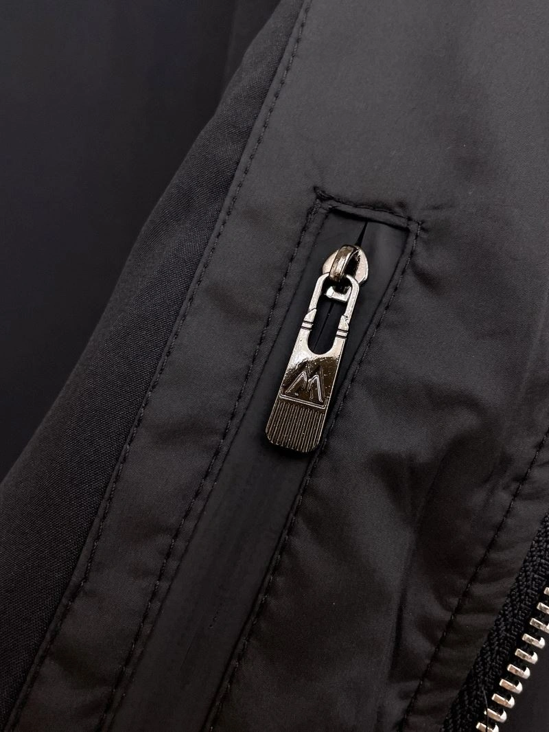 Original Moncler Outwear 140282