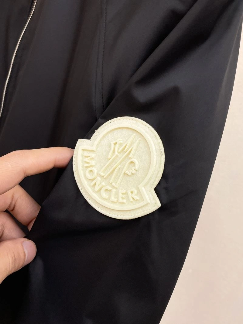 Original Moncler Outwear 140282