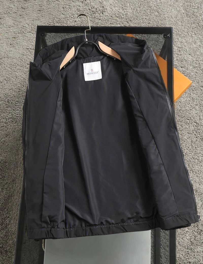 WellDesigned Moncler Outwear 140280