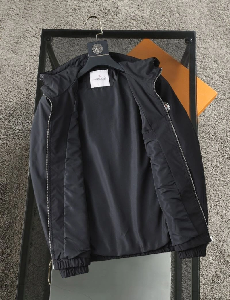 Moncler Outwear Upgraded 140278