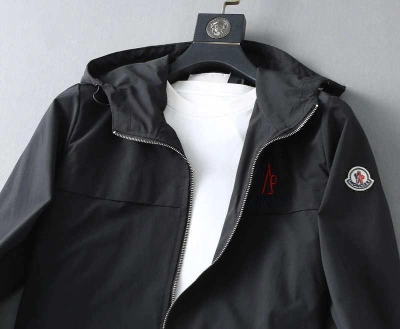 Moncler Outwear Upgraded 140278
