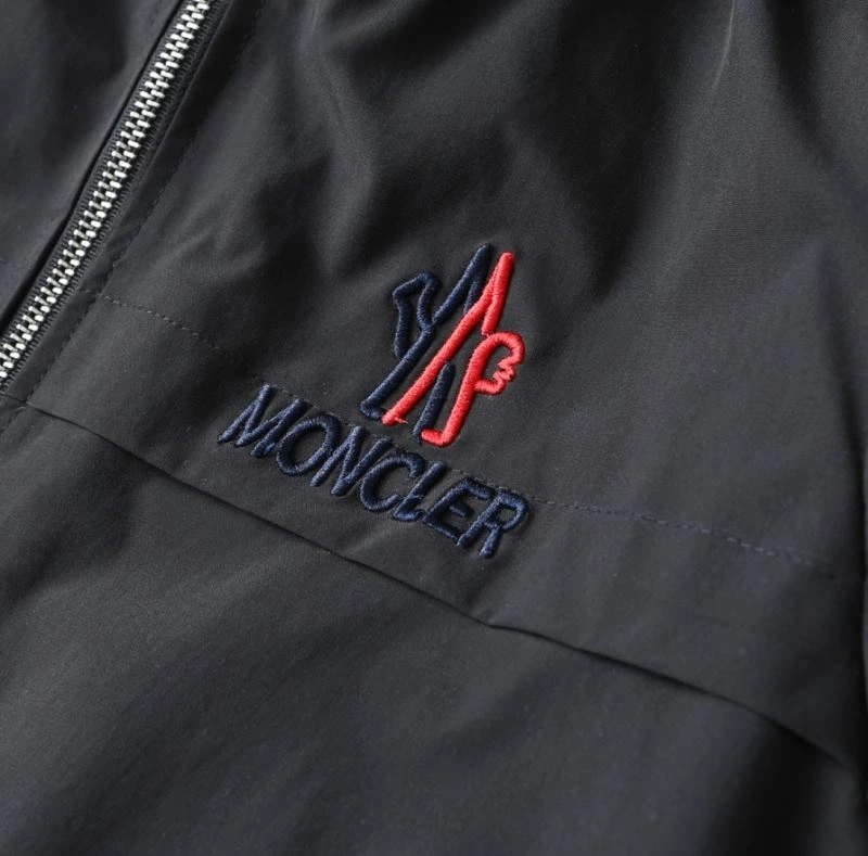 Moncler Outwear Upgraded 140278