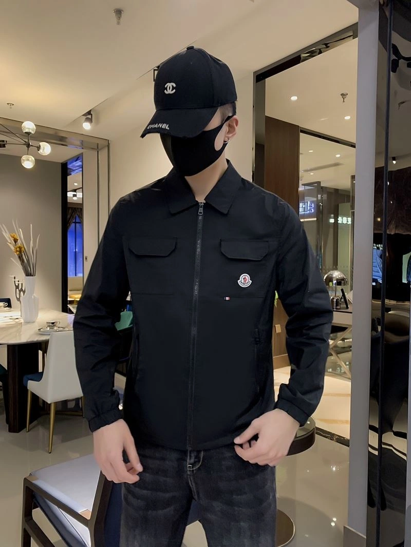 Practical Moncler Outwear 140276