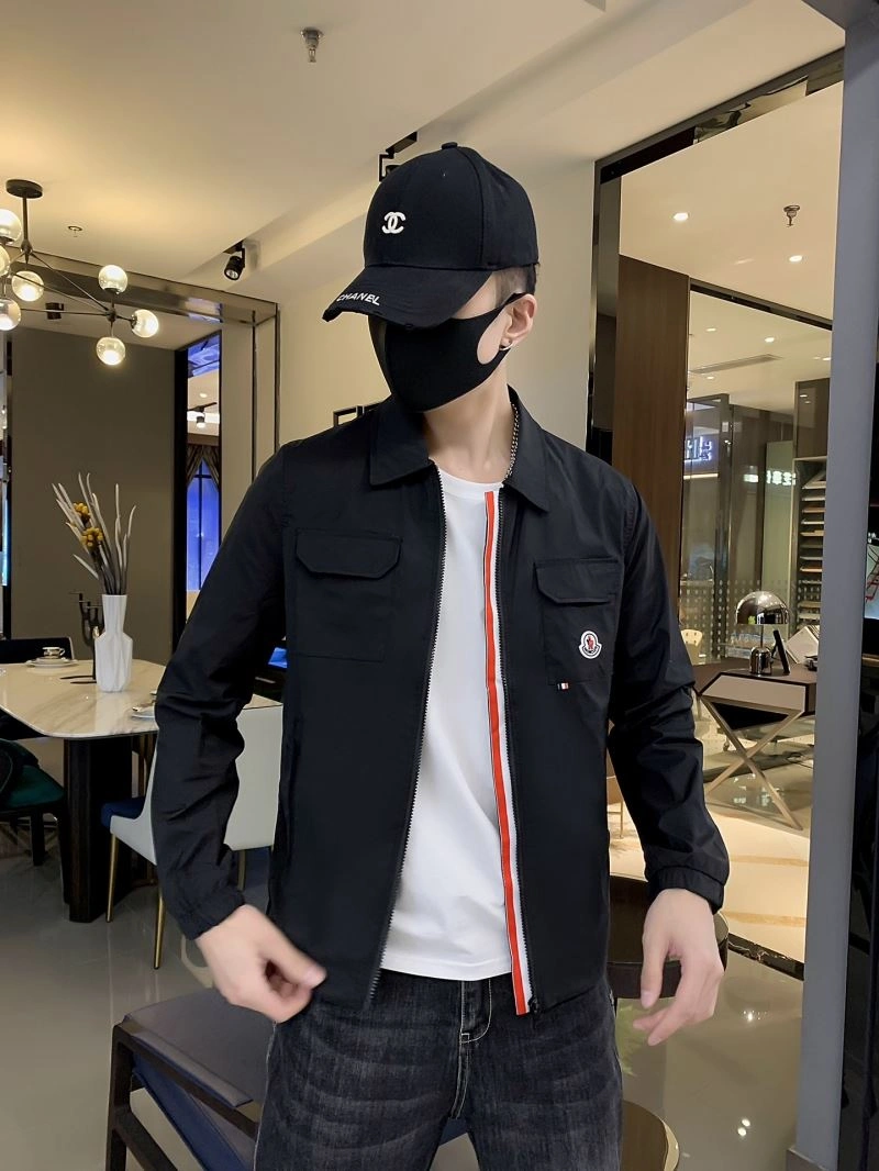 Practical Moncler Outwear 140276