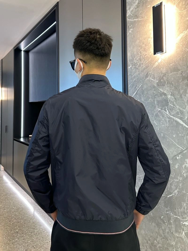 Unique Moncler Outwear 140279