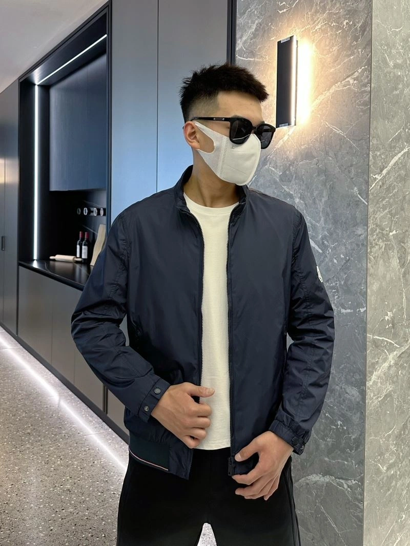 Unique Moncler Outwear 140279