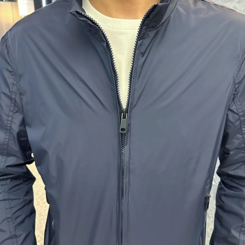 Unique Moncler Outwear 140279