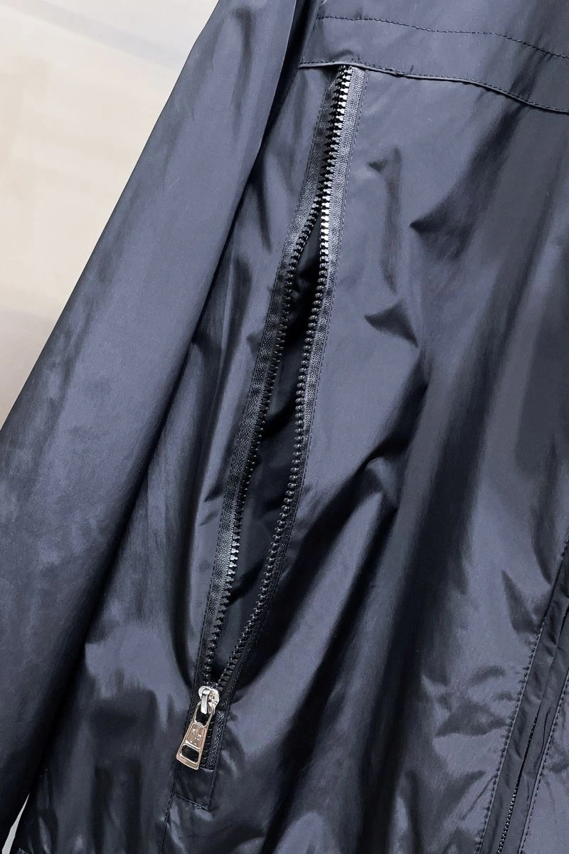 Moncler Outwear TopPick 140277