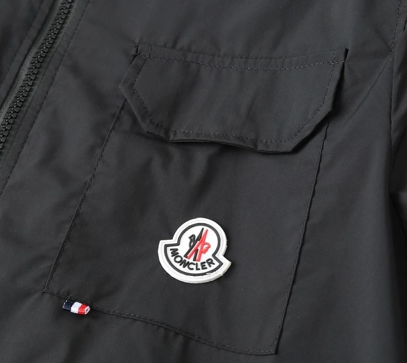 Moncler Outwear WeatherProof 140274