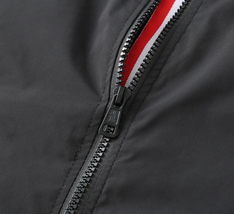 Moncler Outwear WeatherProof 140274