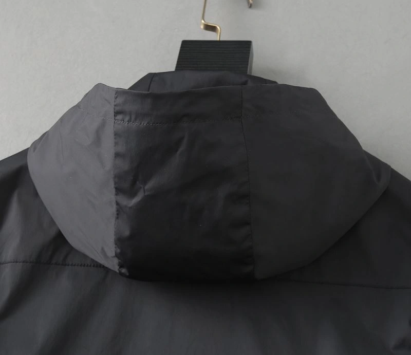 Moncler Outwear EasyMatch 140273