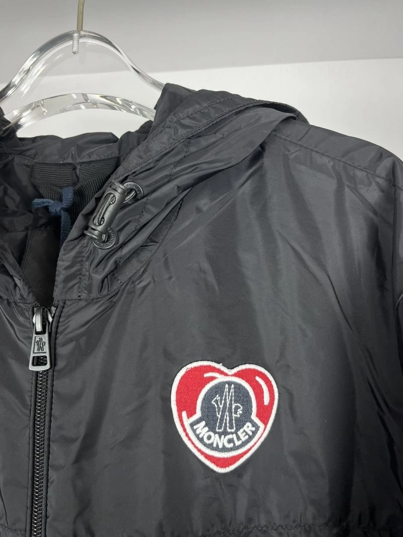Moncler Outwear Neat 140268
