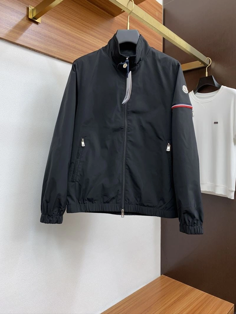 Moncler Outwear Packable 140260