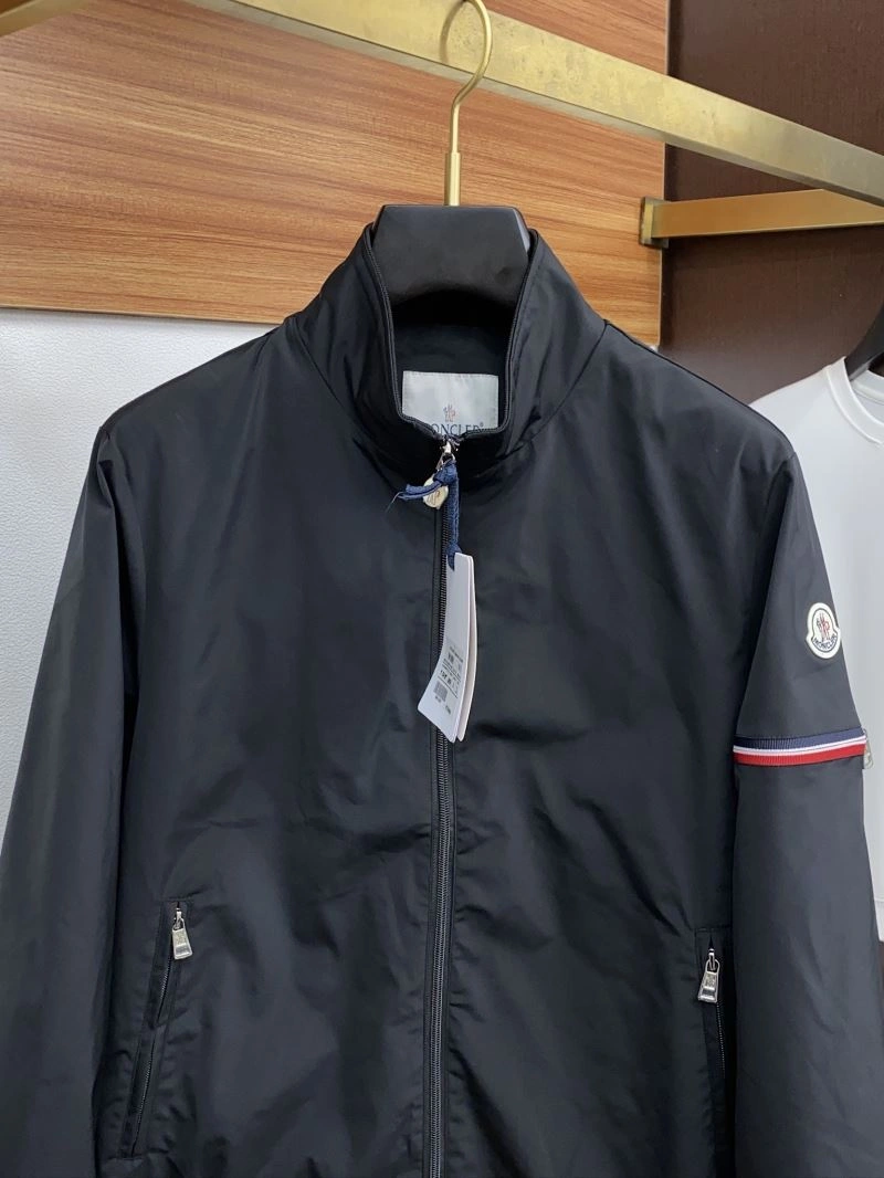 Moncler Outwear Packable 140260