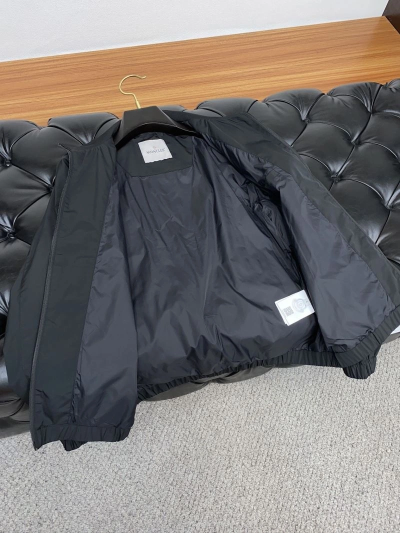 Moncler Outwear Packable 140260