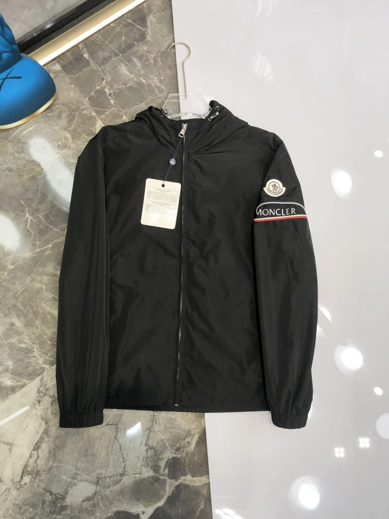 Moncler Outwear MultiPurpose 140269