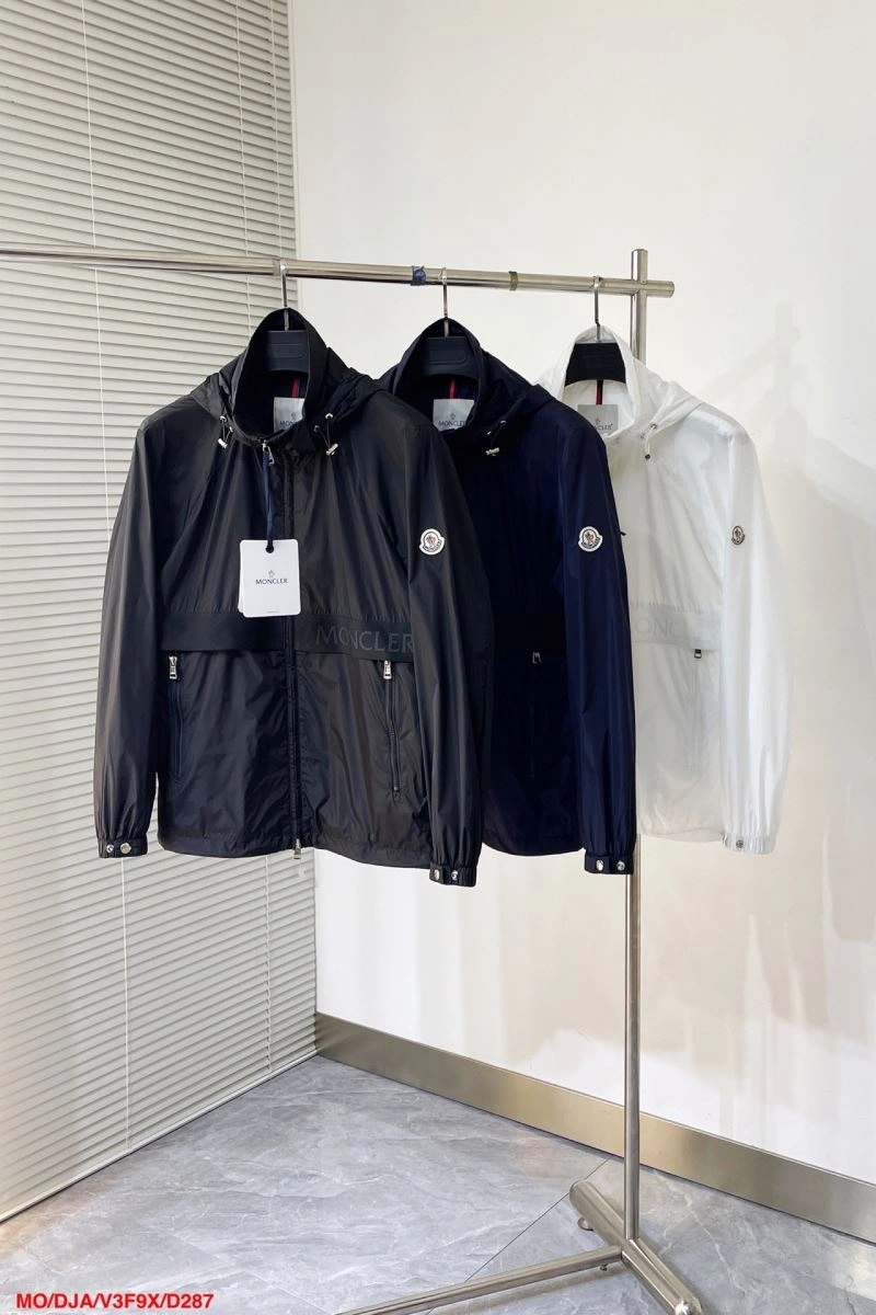 GoodFit Moncler Outwear 140261
