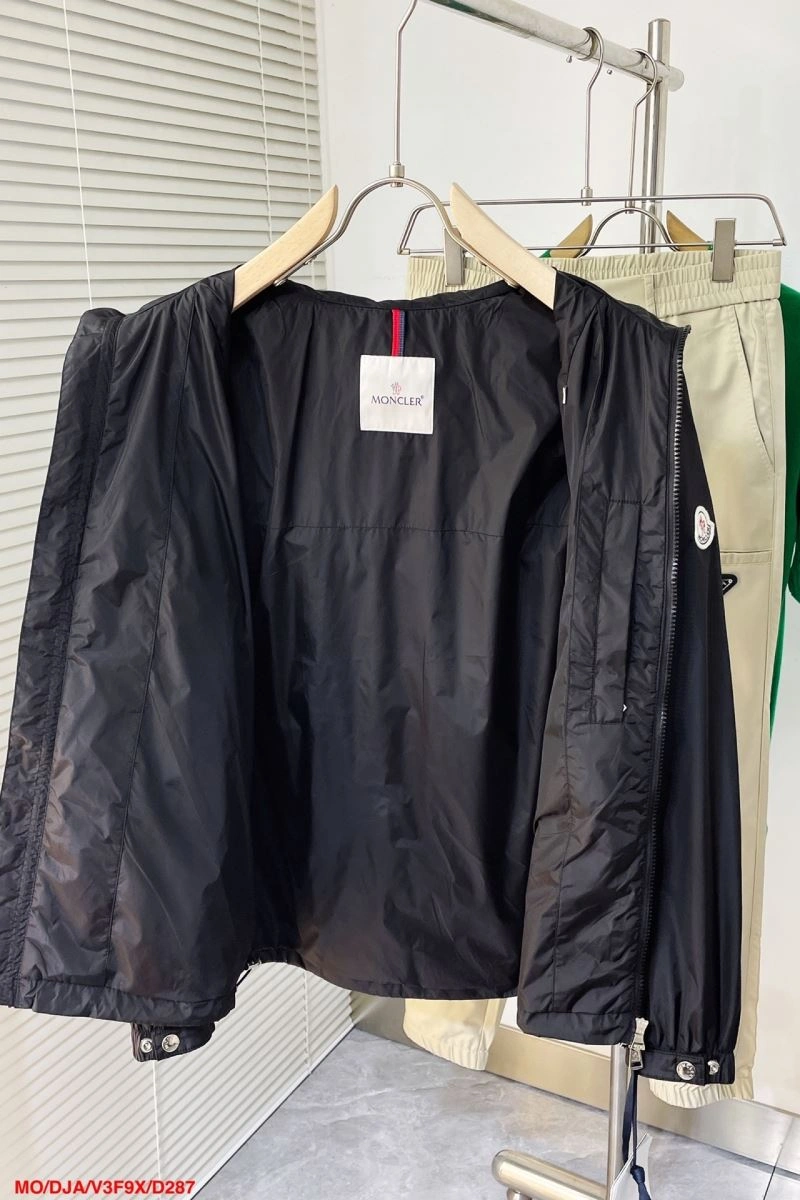 GoodFit Moncler Outwear 140261