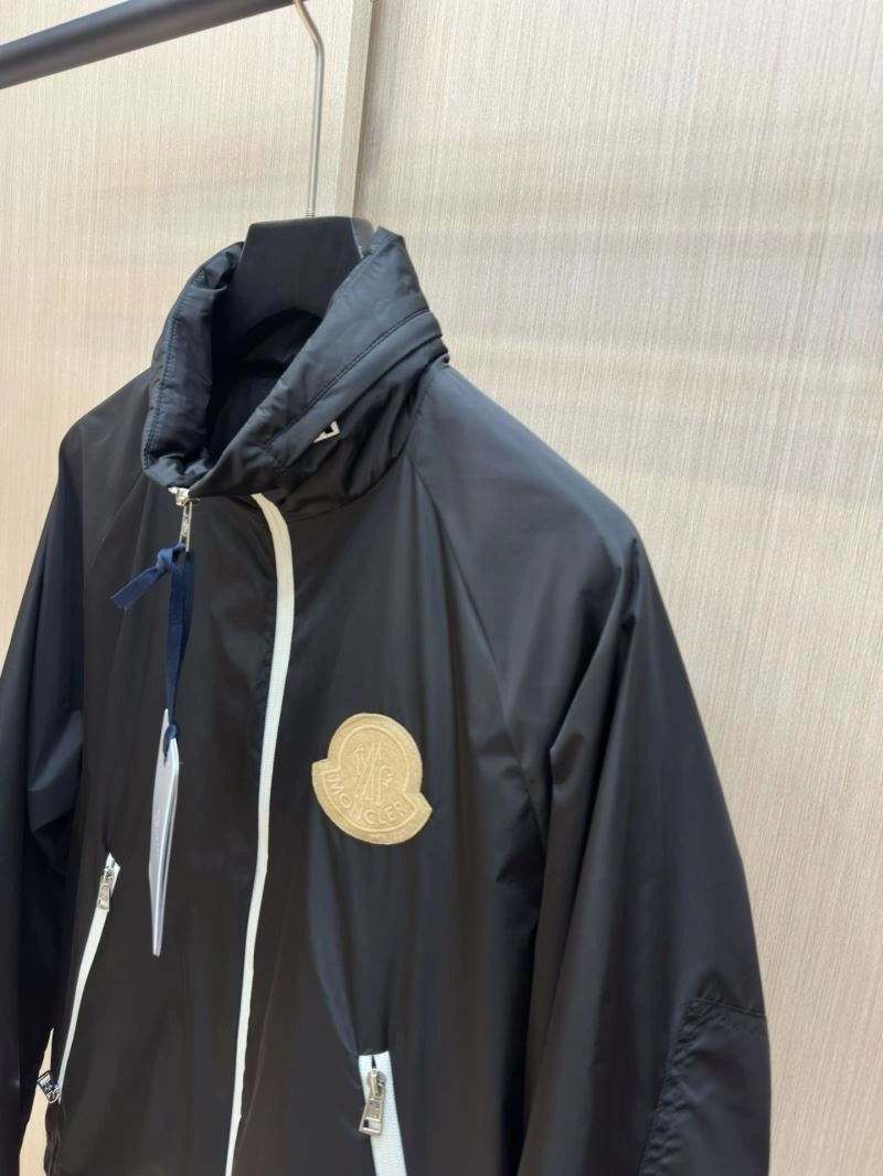 Moncler Outwear AllSeason 140253